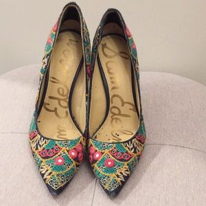 Sam Edelman embroidered Heels